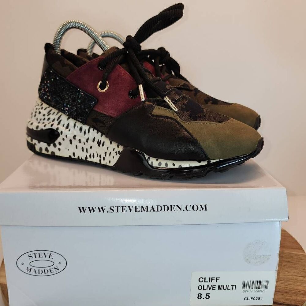 Steve Madden Cliff Sneakers Women's Size 8.5 Olive Multicolor/Camo